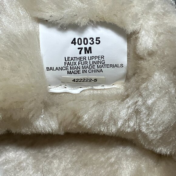 Minnetonka Women's Chrissy Grey Size 7 Fur Lined Shoes Moccasin Slipper Boho - Picture 3 of 6